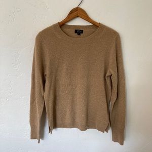 J Crew camel everyday 100% cashmere crewneck sweater size Medium.